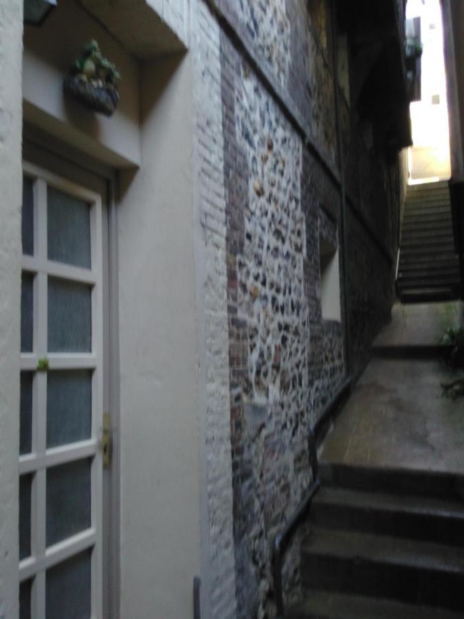 Gite Les Grenouilles Honfleur Buitenkant foto
